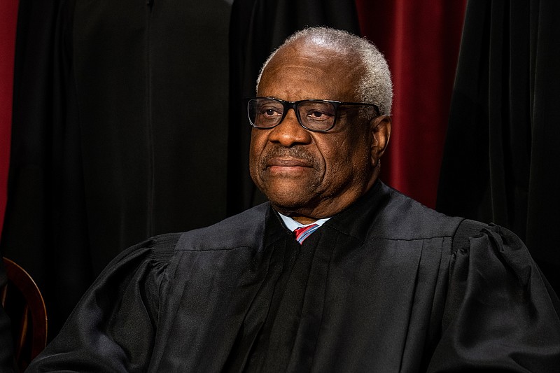 Opinion: Clarence Thomas, a billionaire benefactor and the Supreme ...