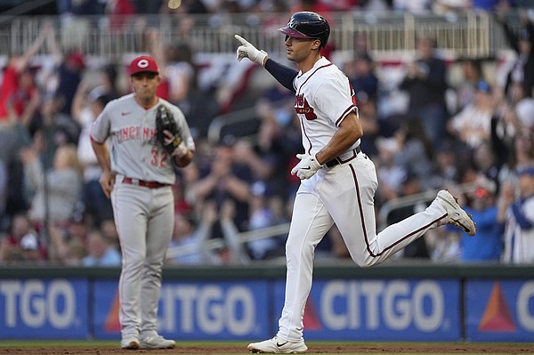 Green's walk-off homer leads Red Sox over Braves