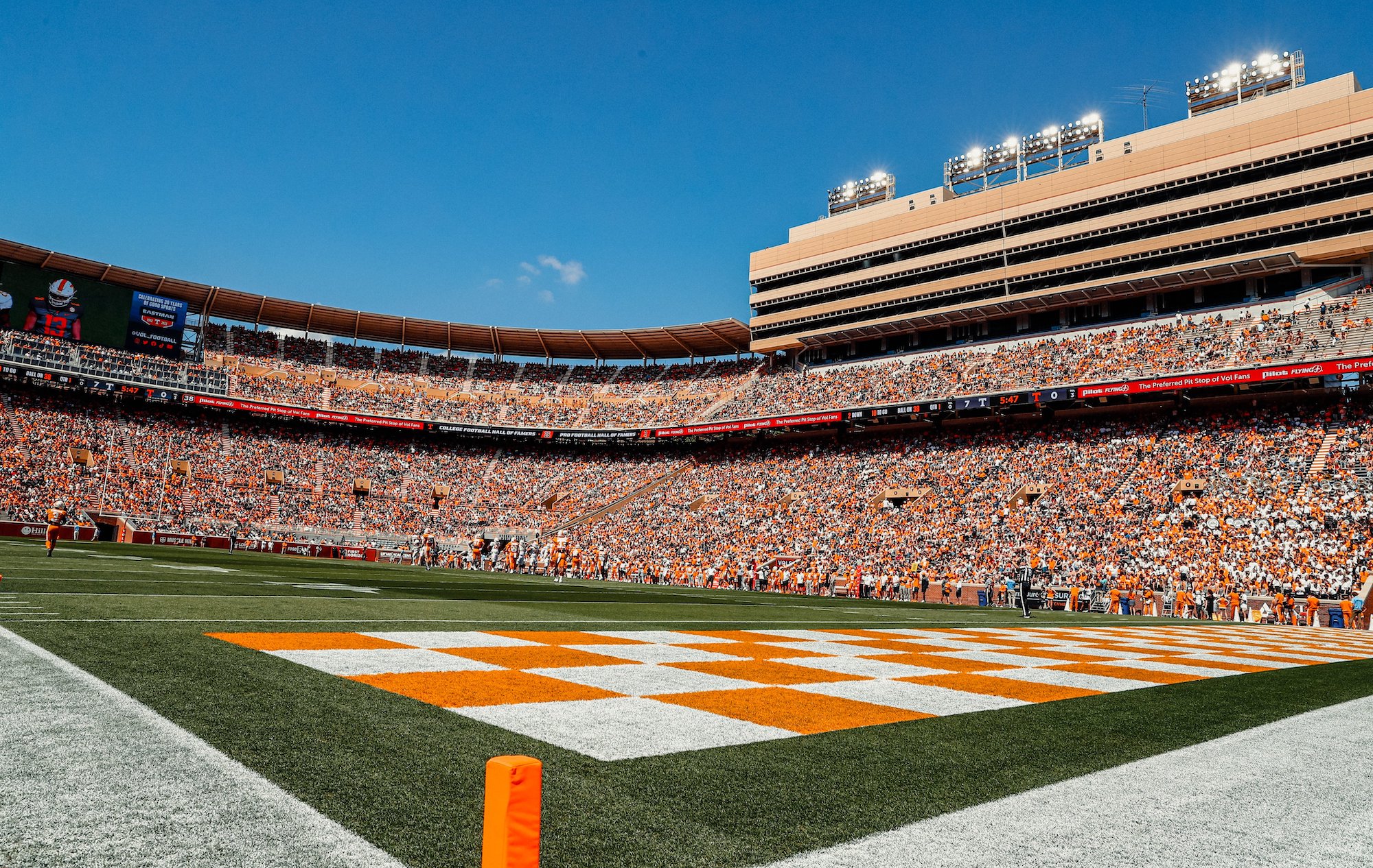 Love the Tennessee Vols? SHOW IT! Virtually paint your face in orange &  white with the Nissan Die Hard Fan Effects. Show us your game face!, By  Tennessee Athletics