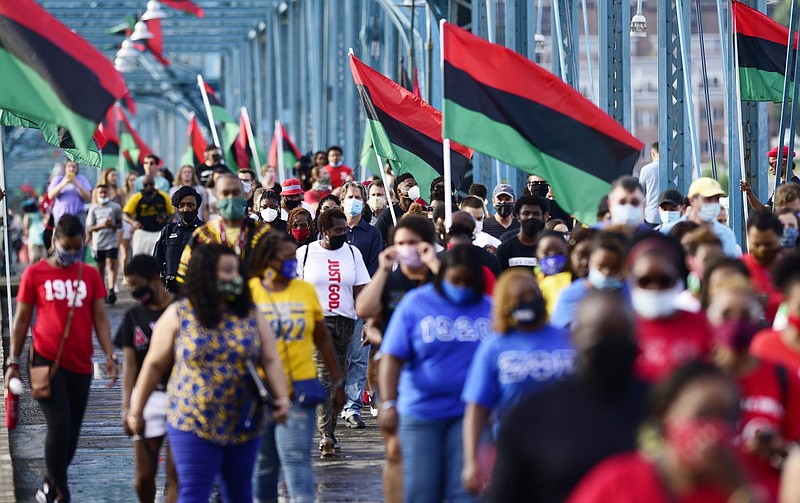 Tennessee House sends bill making an official holiday to