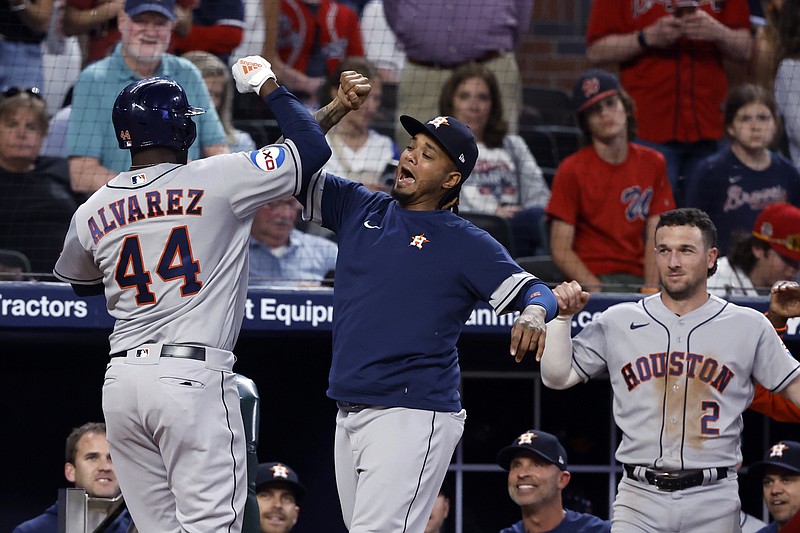 Houston Astros: Yordan Alvarez hitting and throwing again