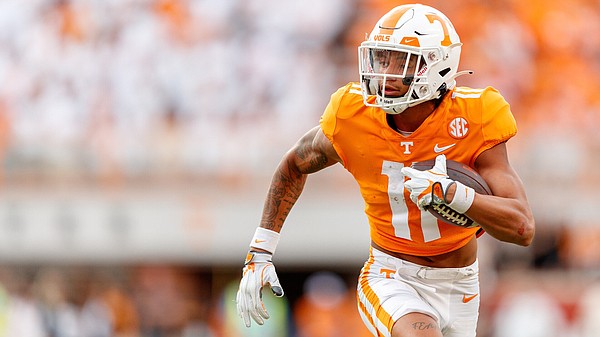 Vols Velus Jr. selected in third round of NFL Draft