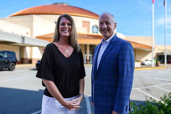 Chattanooga Airport CEO Hart retiring; Cameron named successor | Chattanooga Times Free Press - Vimarsana News