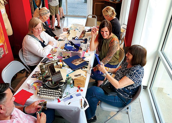 Inside Chattanooga's Immersion Gallery, 'part gallery, part theater, part funhouse' - Vimarsana News