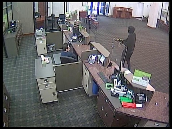 Man who robbed Regions Bank in Chattanooga in March identified, killed by  troopers