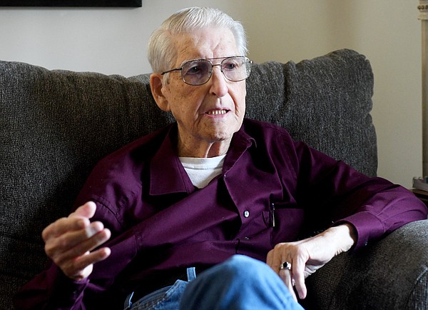 Collegedale man seeks Purple Heart for 100-year-old WWII veteran | Chattanooga Times Free Press - Vimarsana News