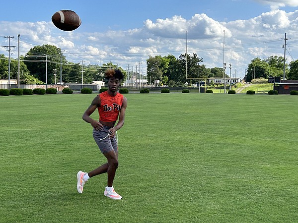 AJ Wallace, one of the Chattanooga area's top prep prospets, transfers to South Pittsburg - Vimarsana News