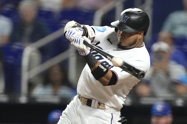 Luis Arraez becomes first ever Miami Marlins player to hit 'the