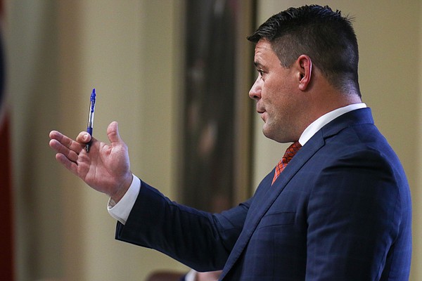 Opinion: In Rheubin Taylor aftermath, county mayor says Atherton 'got it wrong,' but ruling 'hasn't deterred us' - Vimarsana News