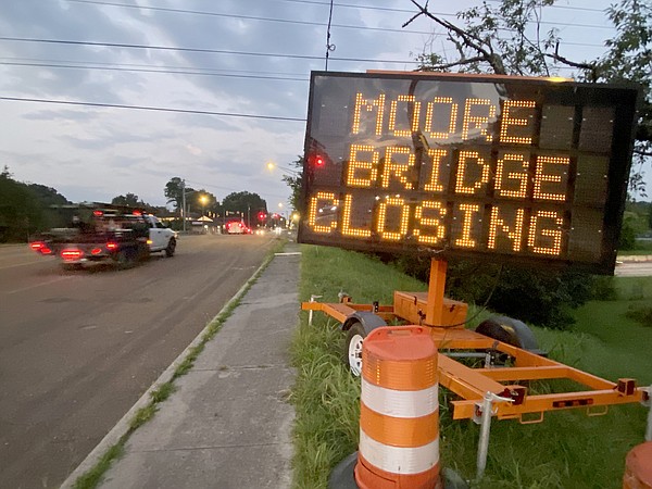 Phase 2 of I-74/I-24 split projects gets underway with bridge closures in Hamilton County - Vimarsana News