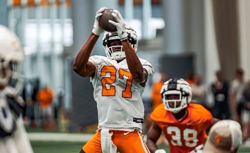 Tennessee Athletics photo by Trey Morten / Tennessee tight end Emmanuel Okoye, a freshman from Nigeria, goes up for a catch during Thursday's second practice of the preseason.