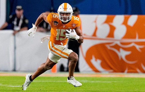 Halzle expects huge jump for McCoy in second season with Vols | Chattanooga Times Free Press - Vimarsana News