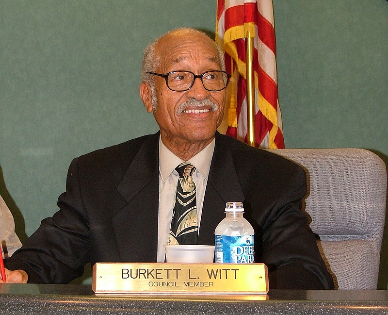 Staff Photo / Athens, Tenn., City Council Member Burkett Witt is shown in his last council meeting in October 2004 after more than 30 years on the panel.