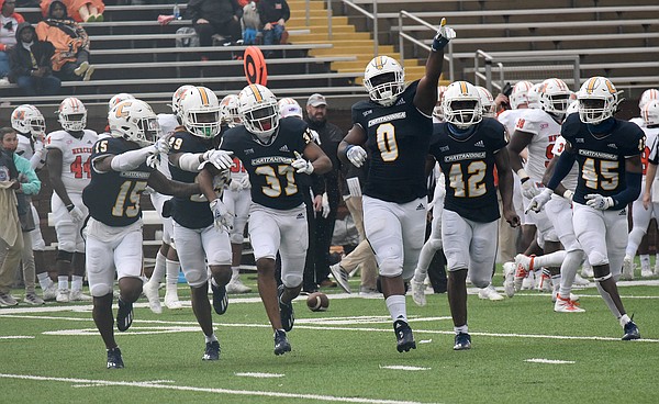 UTC defensive line ready for new guys to 'take the reins' and uphold standard - Vimarsana News