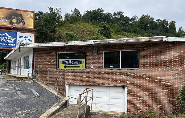 Gear Closet resale store relocates and other business news | Chattanooga Times Free Press - Vimarsana News