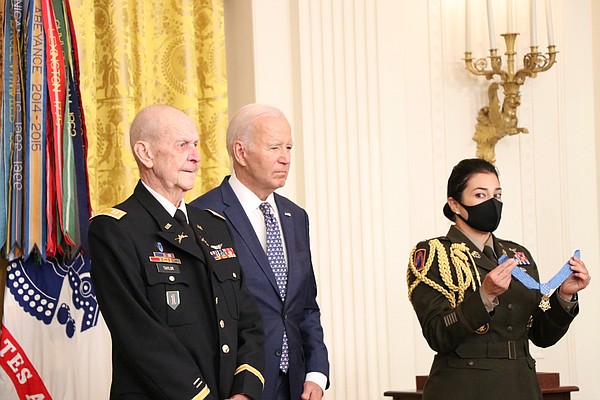 What to know: Chattanooga parade will highlight celebration of Medal of Honor winner Larry Taylor - Vimarsana News