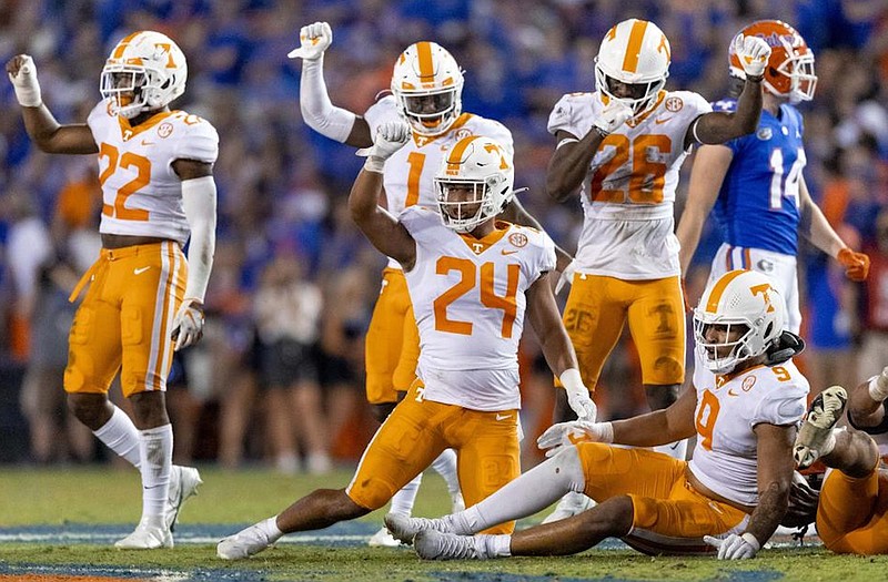 Tennessee football not top 10 in iconic uniform ranking: How Vols