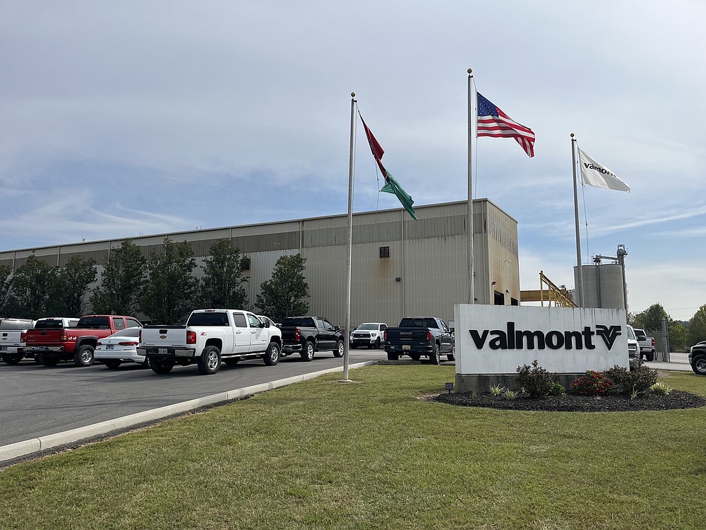 Valmont plant apprenticeship program in Jasper, Tennessee Chattanooga