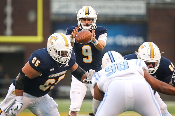 Three weeks after losing opener, Mocs look like a new football