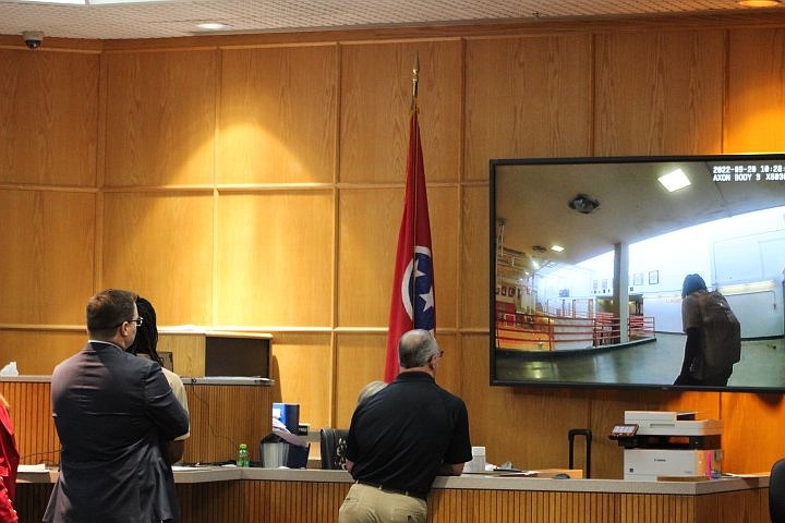Staff Photo La Shawn Pagán / Body-camera footage is presented during a preliminary hearing for Tauris Sledge at Hamilton County General Sessions court on May 26.