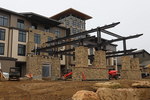 As construction continues on Lookout Mountain, a look at McLemore's hotel, The Cloudland - Vimarsana News