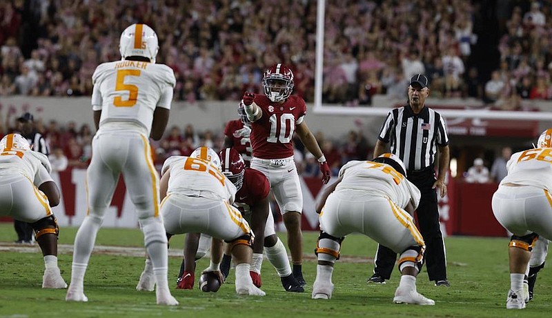 Tennessee football announces uniform combination for Alabama game