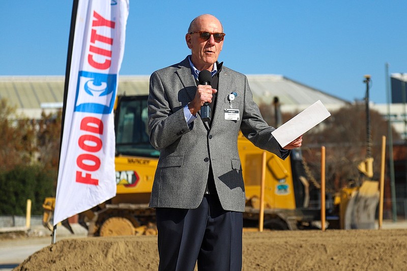 Food City site near downtown Chattanooga eyed for more retail