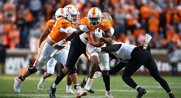 Vols notebook: Heupel says Wright's 1,000-yard season 'absolutely a group achievement' - Vimarsana News