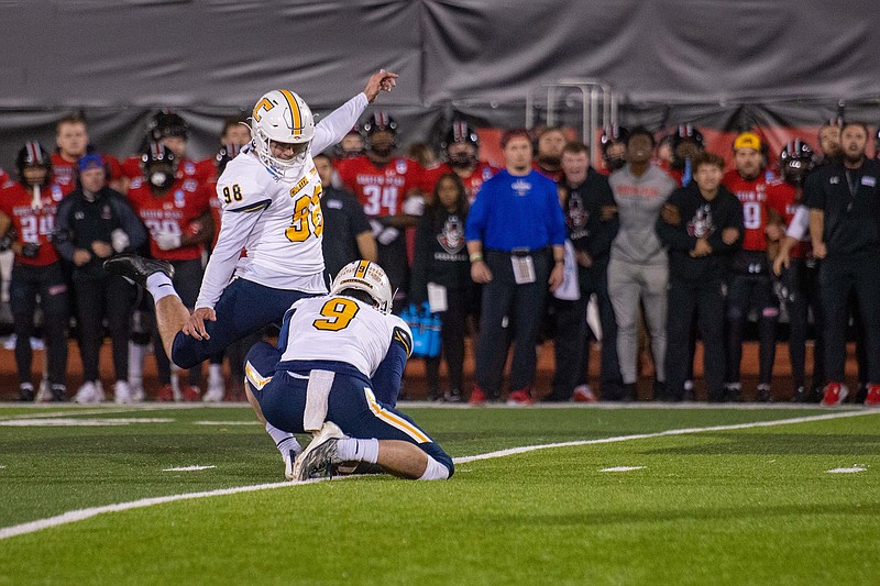 Young: Walk-off Win A Signature Moment For Rusty Wright, Mocs ...