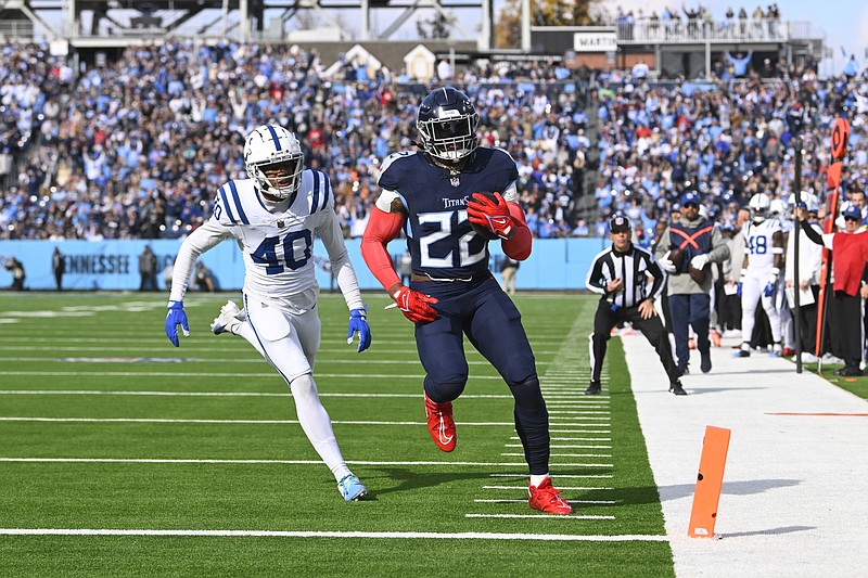 Titans star Derrick Henry good to go after early exit in loss to