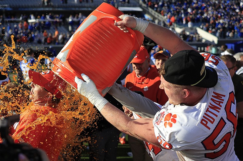 Clemson rallies past Kentucky in wild Gator Bowl finish Chattanooga