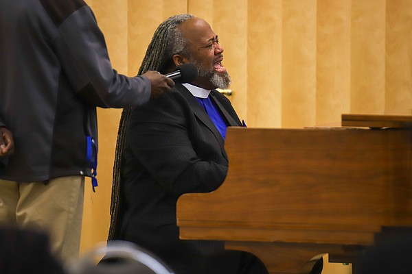'Our children's future depends on us': At end of busy day, Rodney Morton installed as new pastor at Chattanooga's historic Orchard Knob Missionary Baptist Church - Vimarsana News