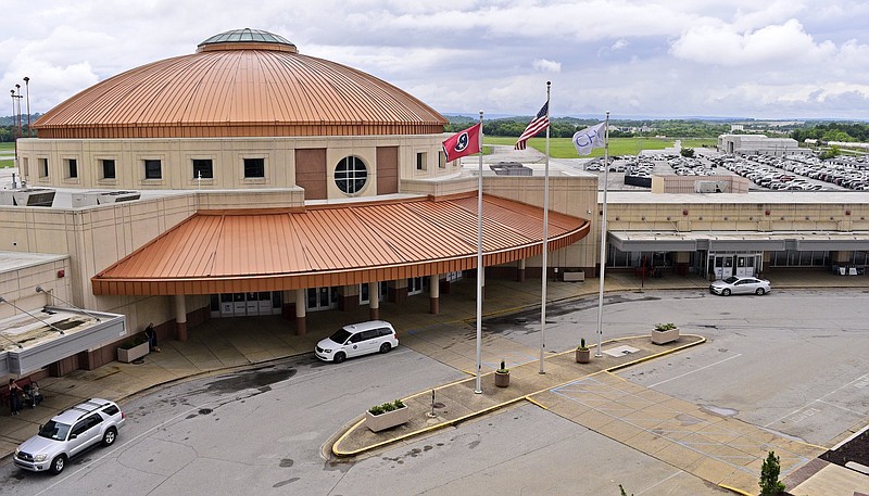 Delta plane has emergency issue at Chattanooga Airport