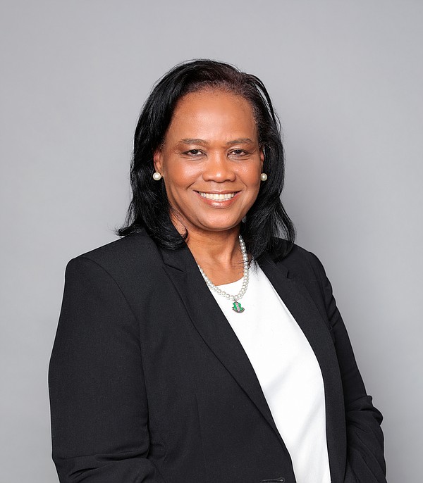 Social worker Jackie Anderson-Thomas hopes to bring her passion for service to the Hamilton County school board - Vimarsana News