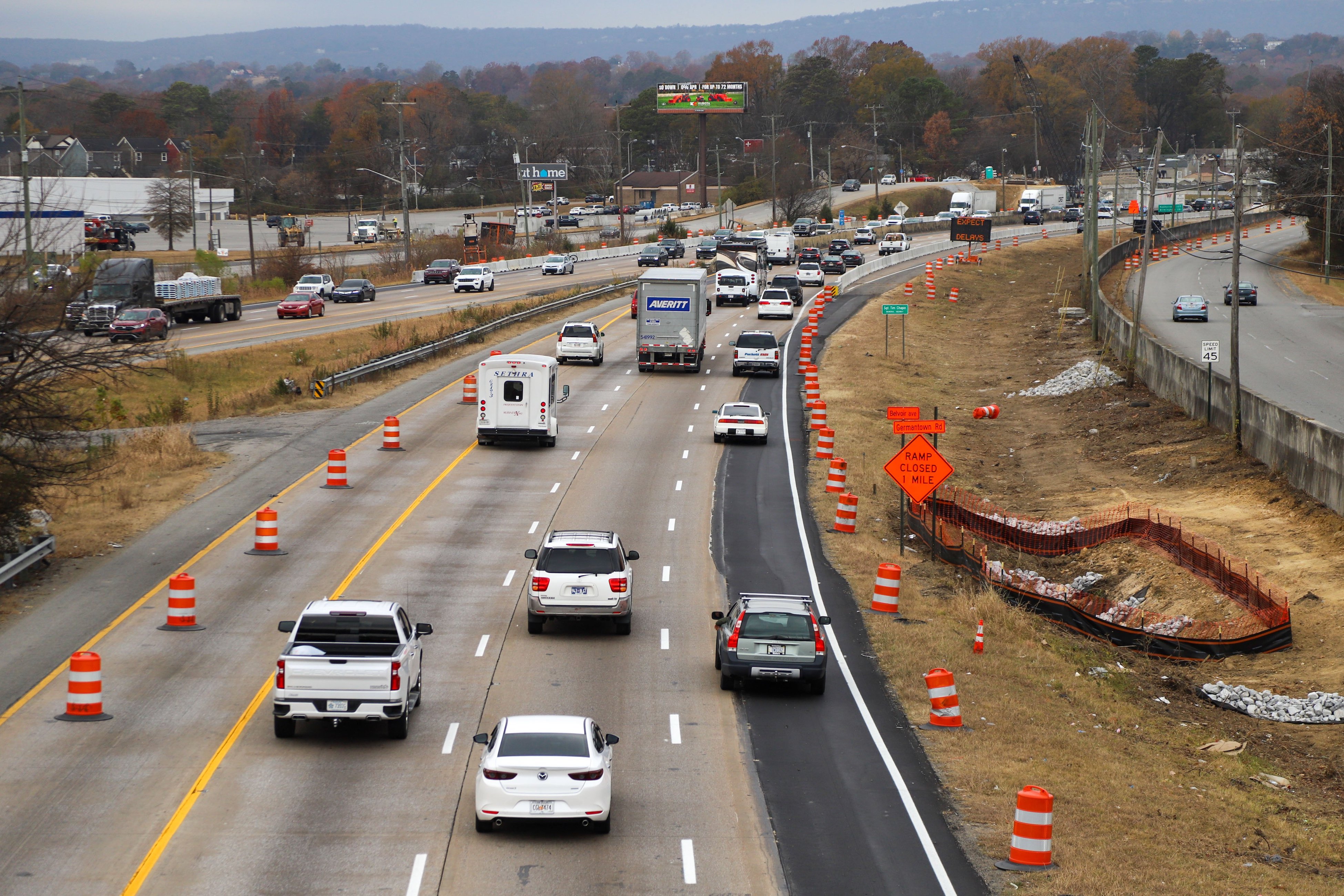 Staff photo by Olivia Ross / Vehicles travel along Interstate 24 on Nov. 20, as seen from Spring Creek Road. Gas-powered cars and trucks account for 36% of all carbon emissions in the Tennessee Valley, according to a new study by the Baker School of Public Policy and Public Affairs at the University of Tennessee.