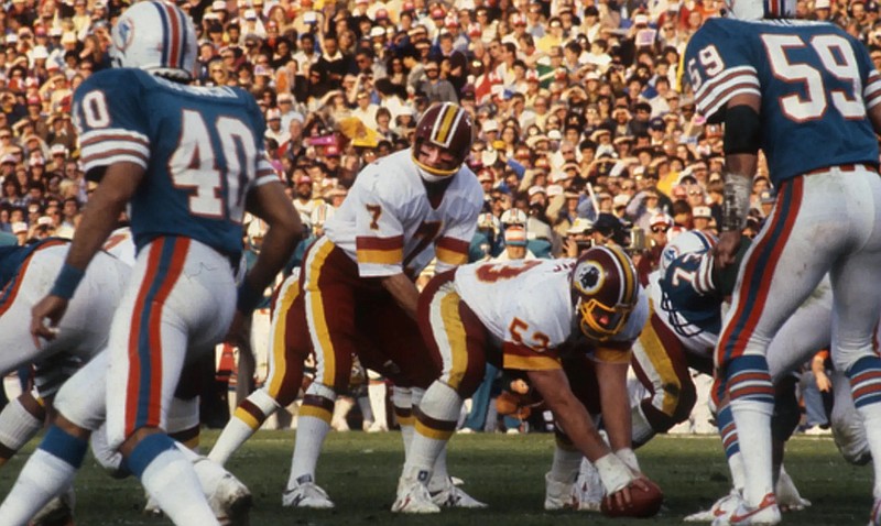 Washington Commanders photo / Former NFL quarterback Joe Theismann, who guided Washington to a 27-17 victory over Miami in Super Bowl XVII, will be the featured speaker later this month at the 20th annual Friends of Scouting Luncheon at the Chattanooga Convention Center.