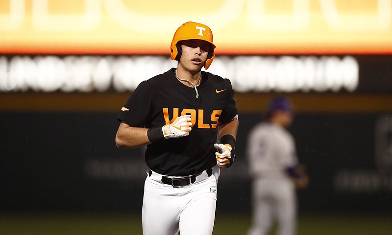 Tennessee Athletics photo / Tennessee shortstop Dean Curley set freshman records with three home runs and nine RBIs during Tuesday night's 15-5 win over Kansas State inside Lindsey Nelson Stadium.