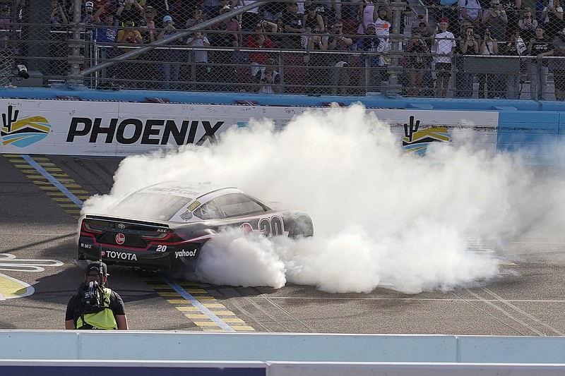 Christopher Bell s win at Phoenix emotional for Joe Gibbs Racing