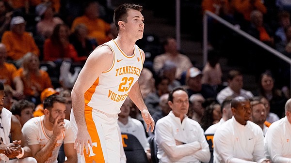 Hurst savoring present, preparing for future with Vols | Chattanooga Times Free Press - Vimarsana News