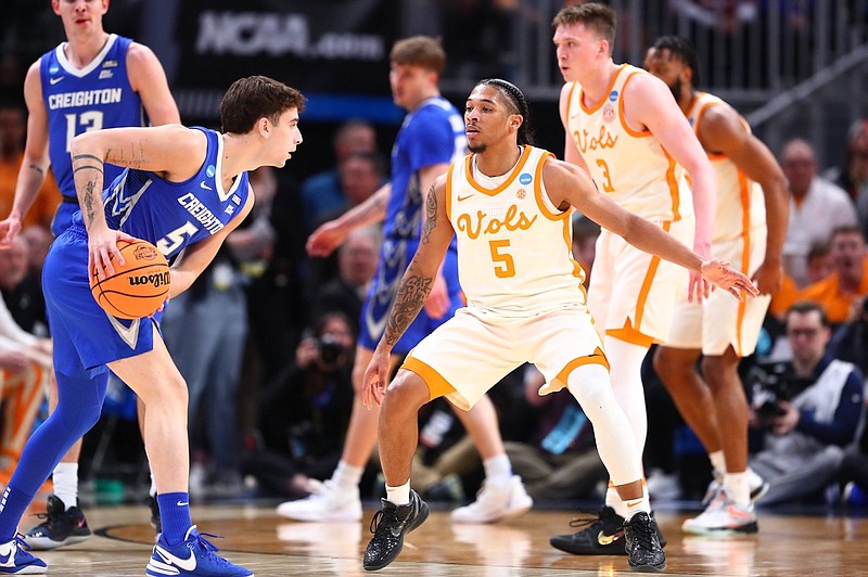 Vols defeat Creighton to earn rematch with Purdue in Elite Eight ...