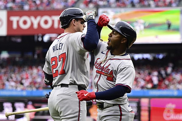 Braves have four homers 19 hits to rout Phillies again