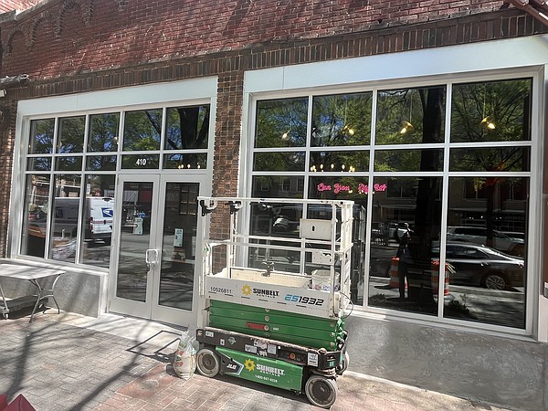 Big Chicken opens downtown Chattanooga eatery | Chattanooga Times Free Press - Vimarsana News