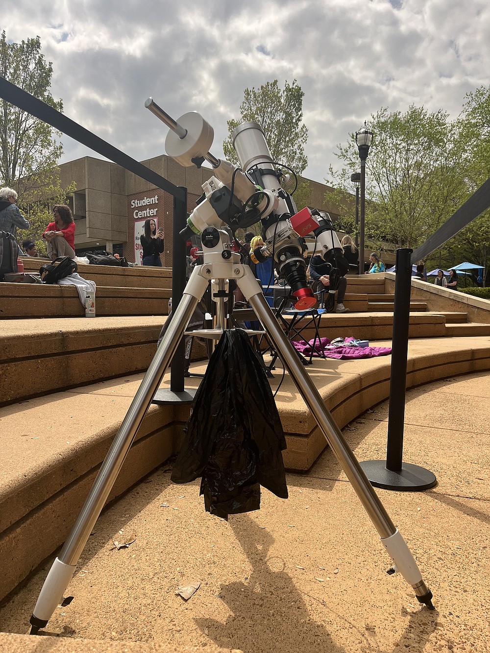 Solar eclipse watchers gather at Chattanooga State Chattanooga Times