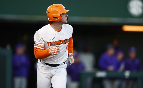Amick's return ignites Vols in opening win over LSU | Chattanooga Times Free Press - Vimarsana News