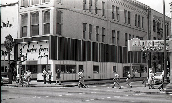 Remember When, Chattanooga? Two top jewelry stores were on the same corner - Vimarsana News