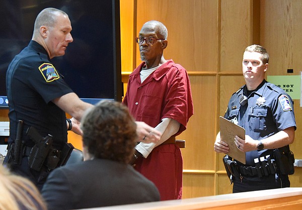 Tennessee passes law in honor of Chattanooga businessman Chris Wright - Vimarsana News