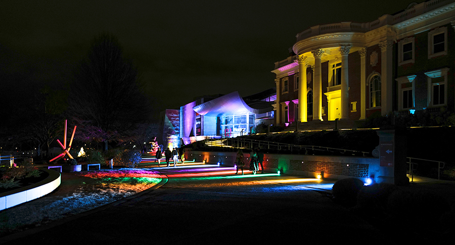 Photo by Mark Gilliland / The Hunter Museum was festively lit up for the event.