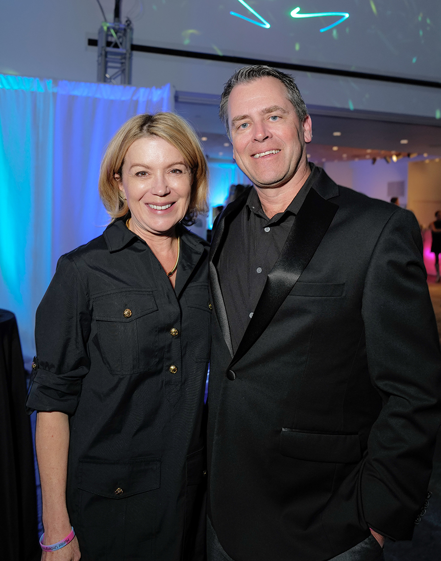Photo by Mark Gilliland / Sandy & Steven Zabel