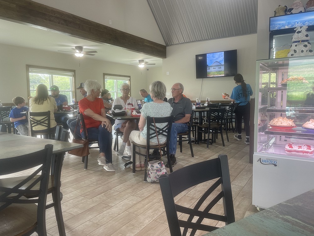 Rebuilt after fire, Dunlap’s Cookie Jar Cafe is back serving Southern