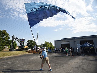 風間八宏 FOOTBALL CLINIC Work kicks off on soccer club's HQ in downtown Chattanooga's